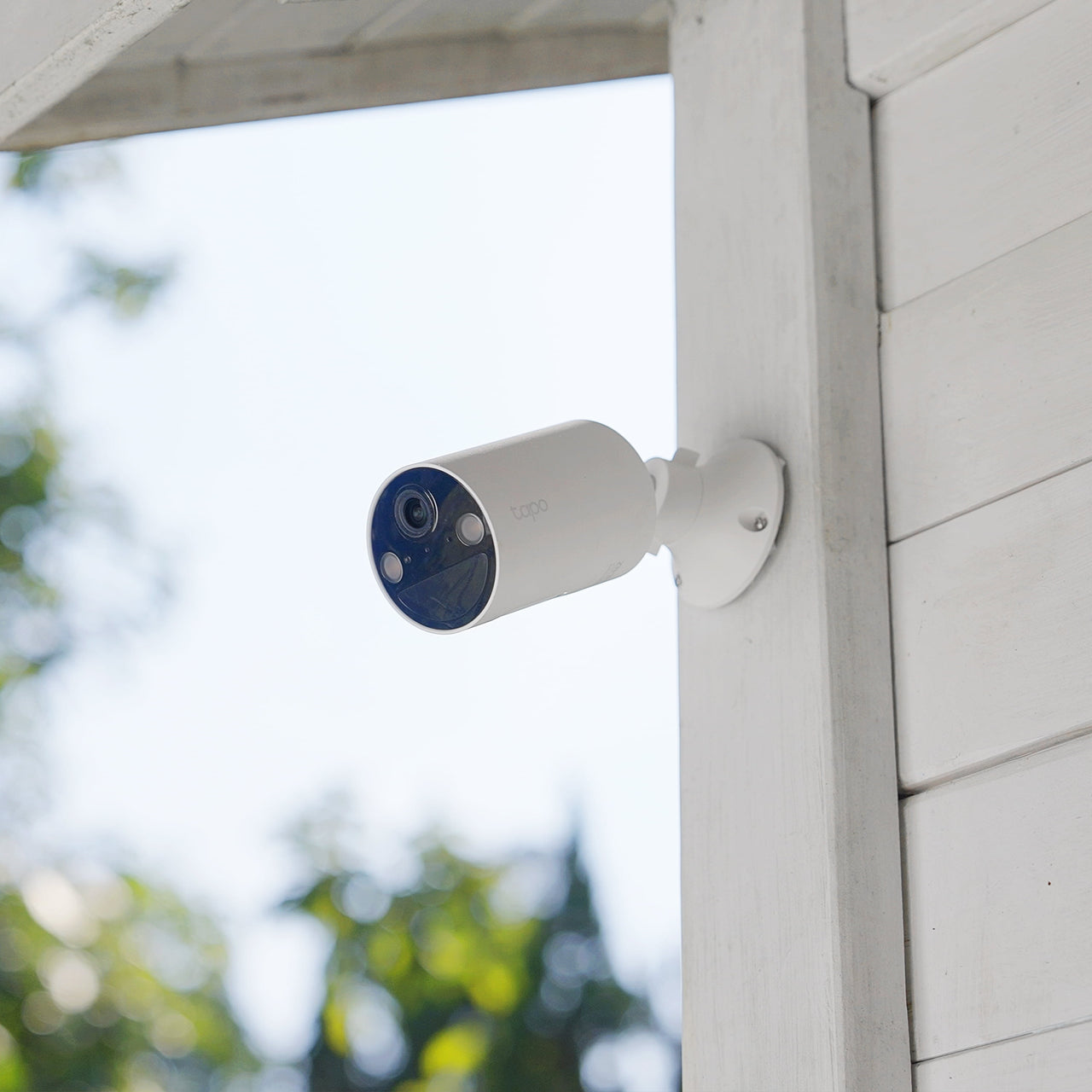 TP-Link Tapo Wireless Indoor/Outdoor 2K Security Camera, Waterproof, Rechargeable, Battery-Powered, Install Anywhere, Local or Cloud Storage - Subscription not Required, Two-Way Audio - TC82