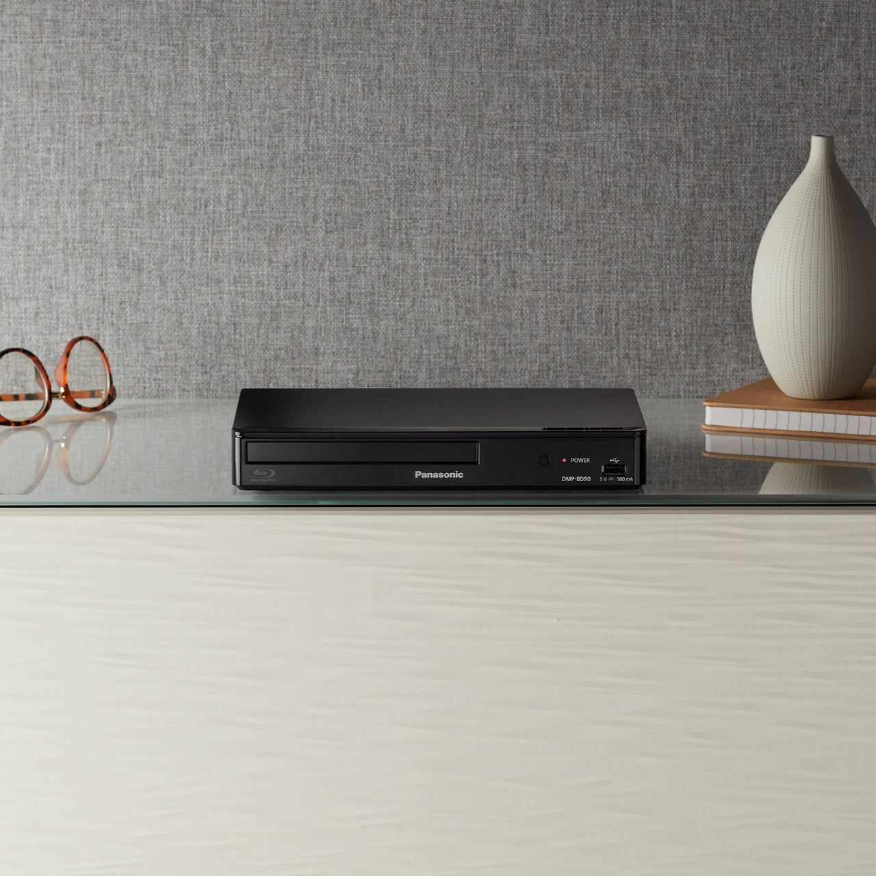 Panasonic Blu Ray DVD Player with Full HD Picture Quality and Hi-Res Dolby Digital Sound DMP-BD90P-K