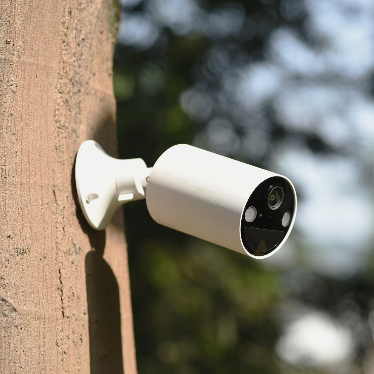 TP-Link Tapo Wireless Indoor/Outdoor 2K Security Camera, Waterproof, Rechargeable, Battery-Powered, Install Anywhere, Local or Cloud Storage - Subscription not Required, Two-Way Audio - TC82
