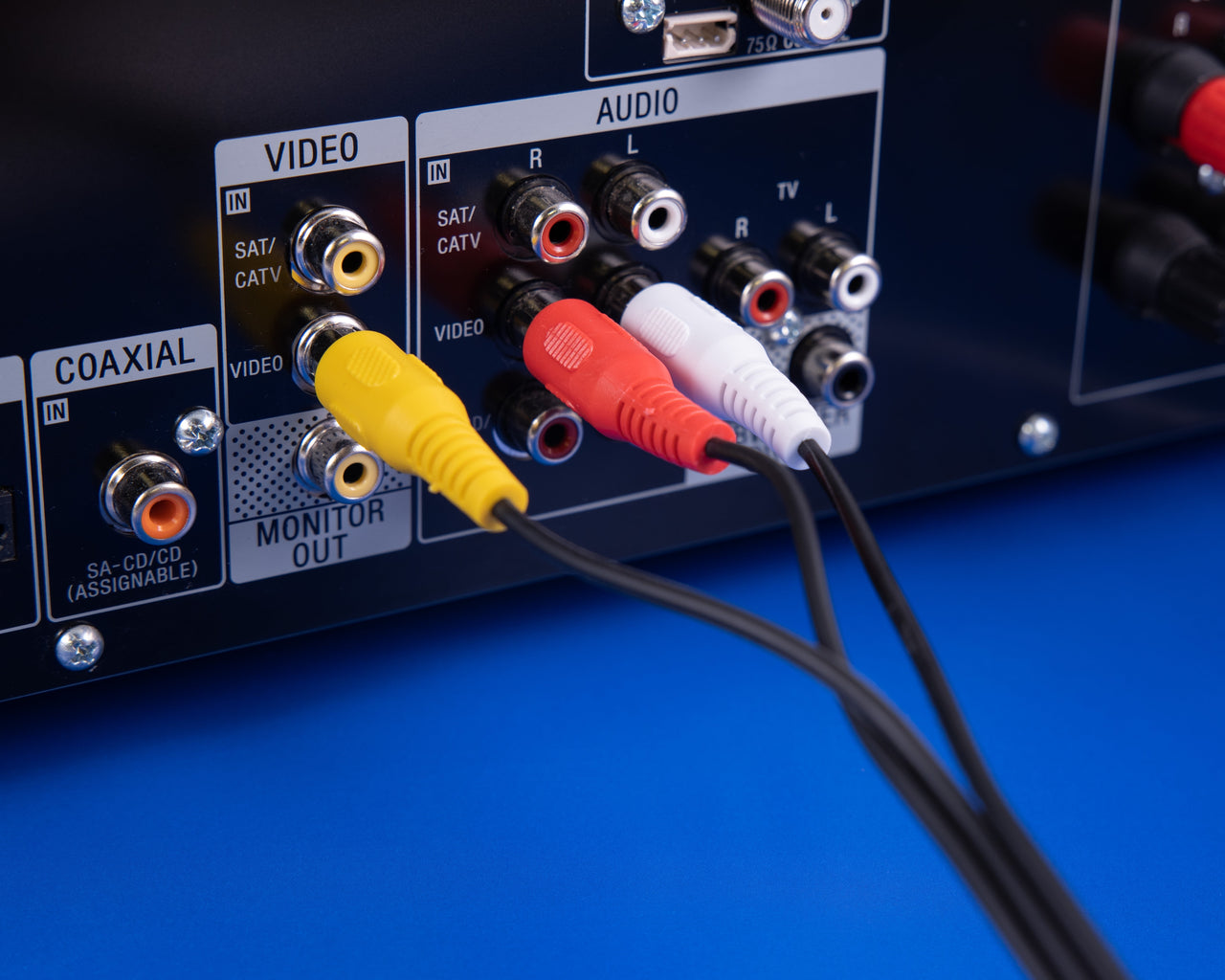 onn 6' Composite Audio/Video (A/V) Cable