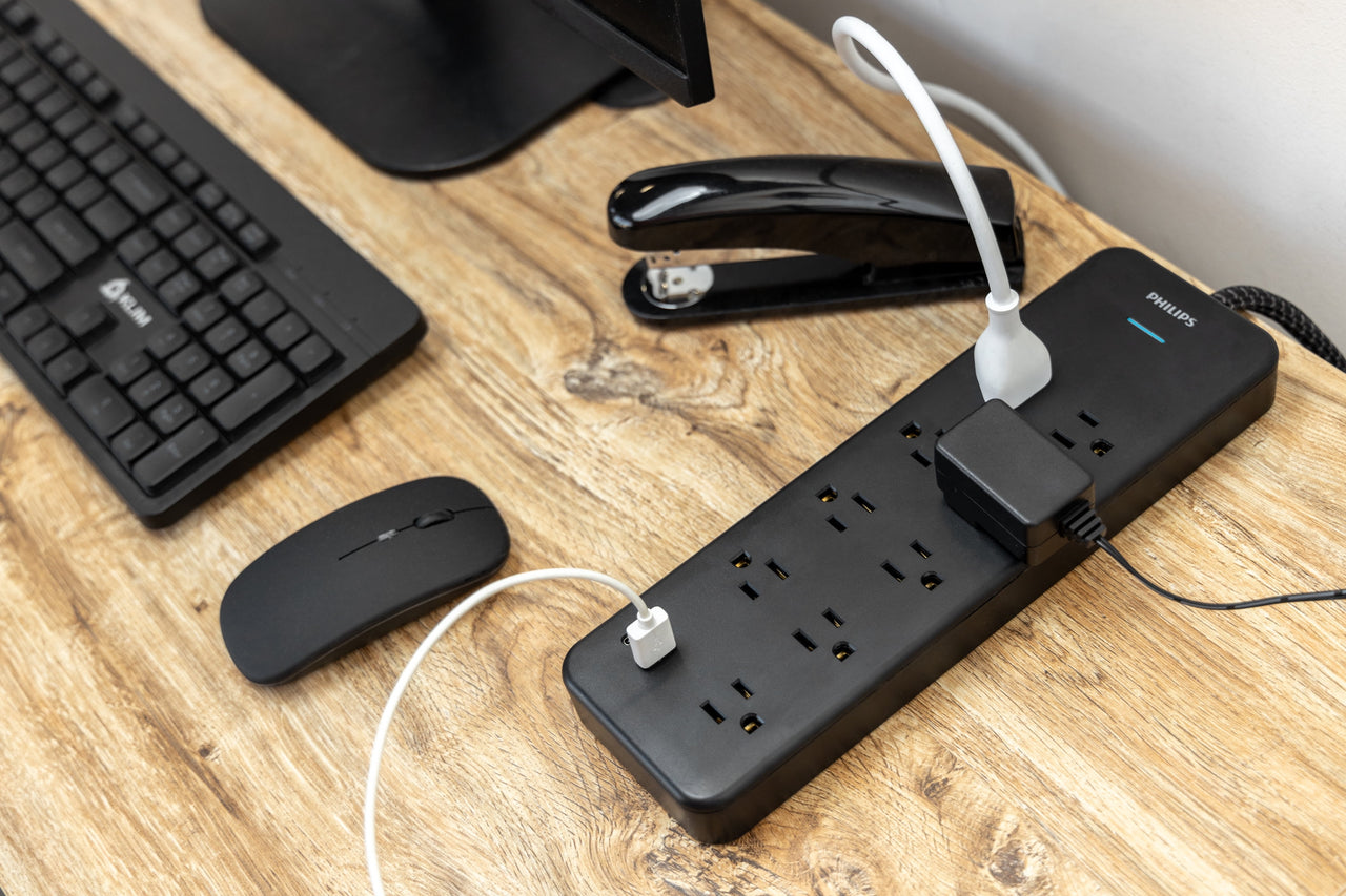 Philips 6-ft 9-Outlet Surge Protector, 1 USB-A, 1 USB-C, 15W, 2400J, Braided Cord, 6ft, Black