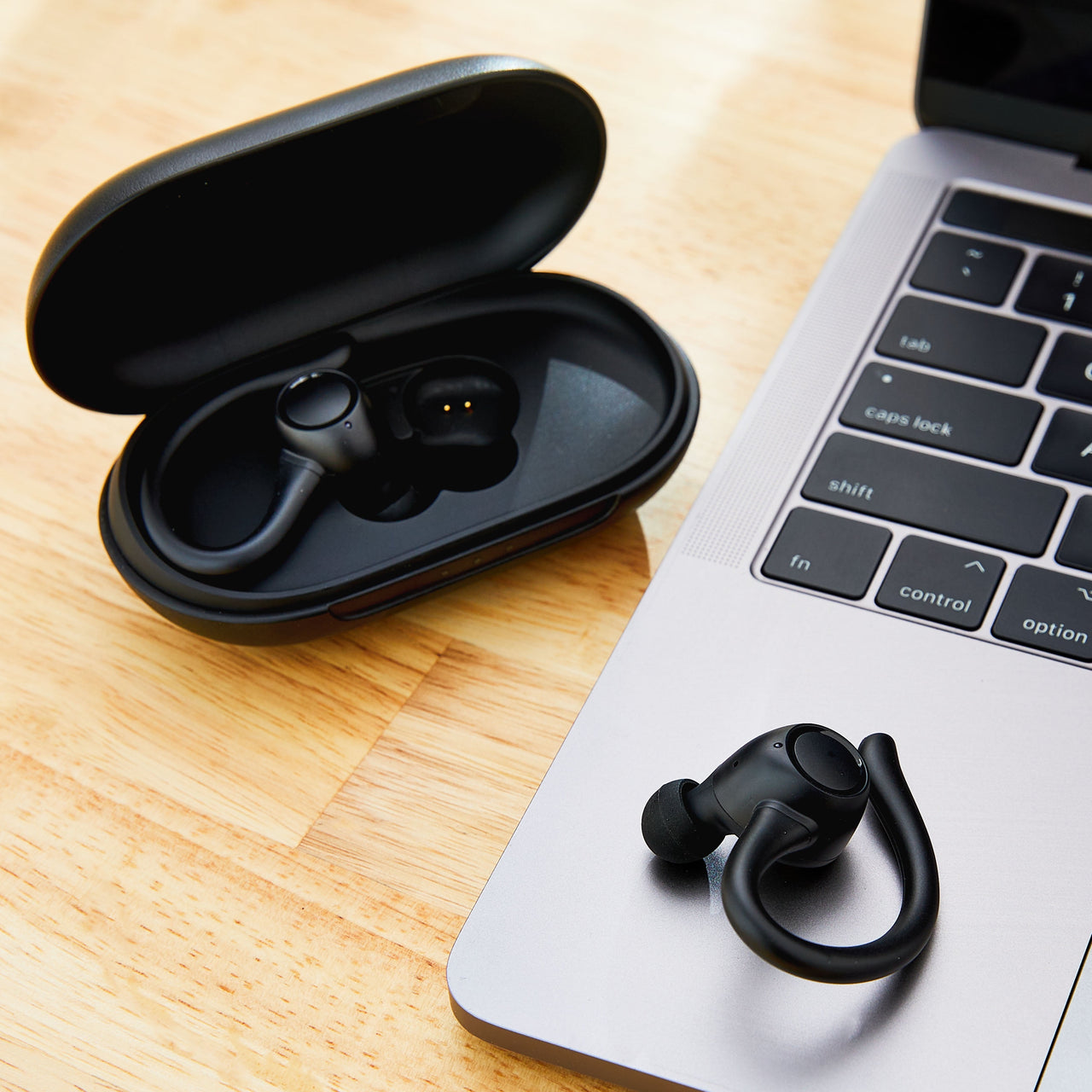 onn Wireless Earphones with Wireless Charging Case, Black
