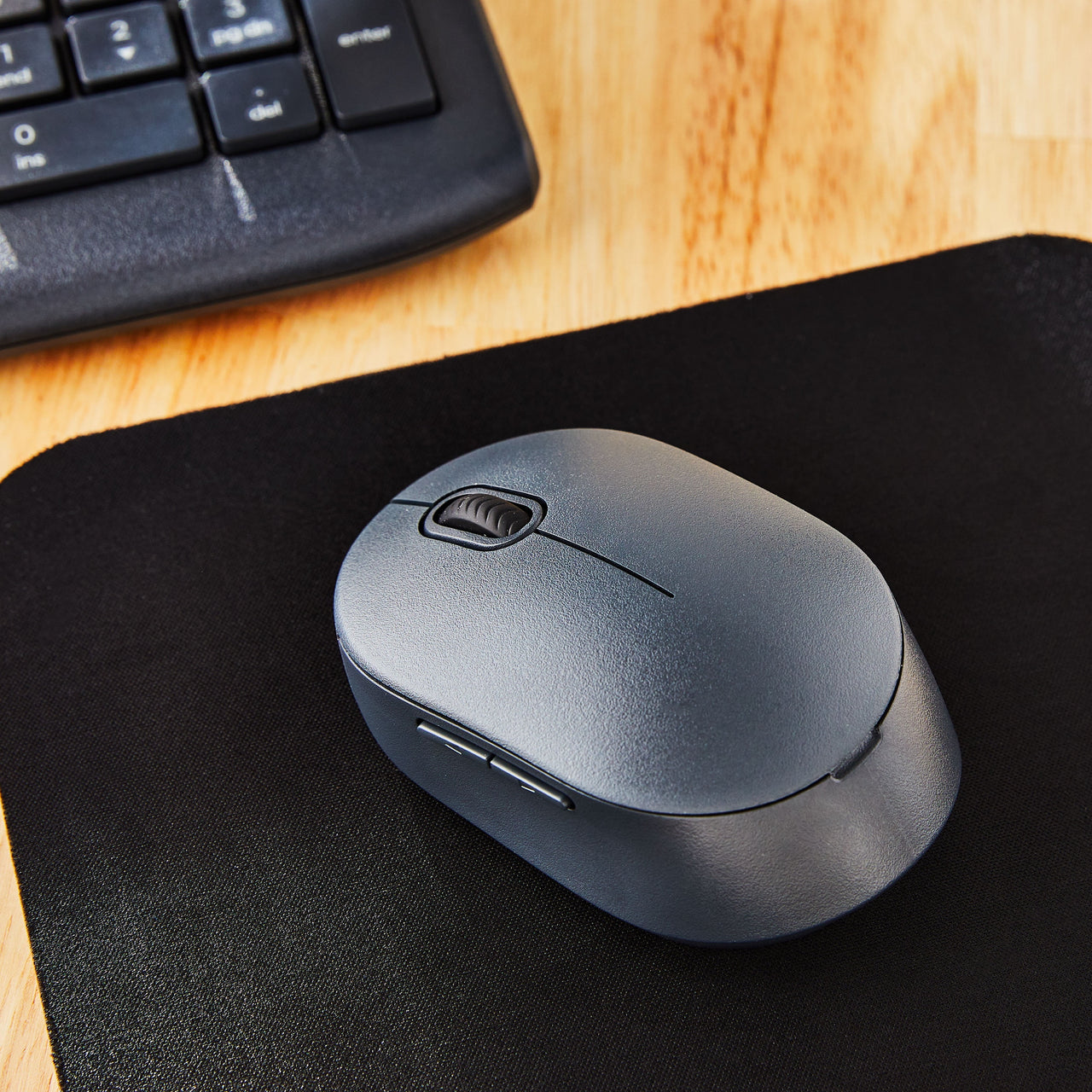 onn Wireless 5-button Mouse, 1600 DPI, 2.4 GHz USB-A Dongle, Gray